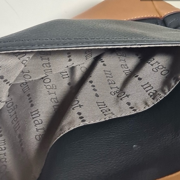 Margot New York 2 Tone Shoulder Bag, 100% Leather - Picture 9 of 11